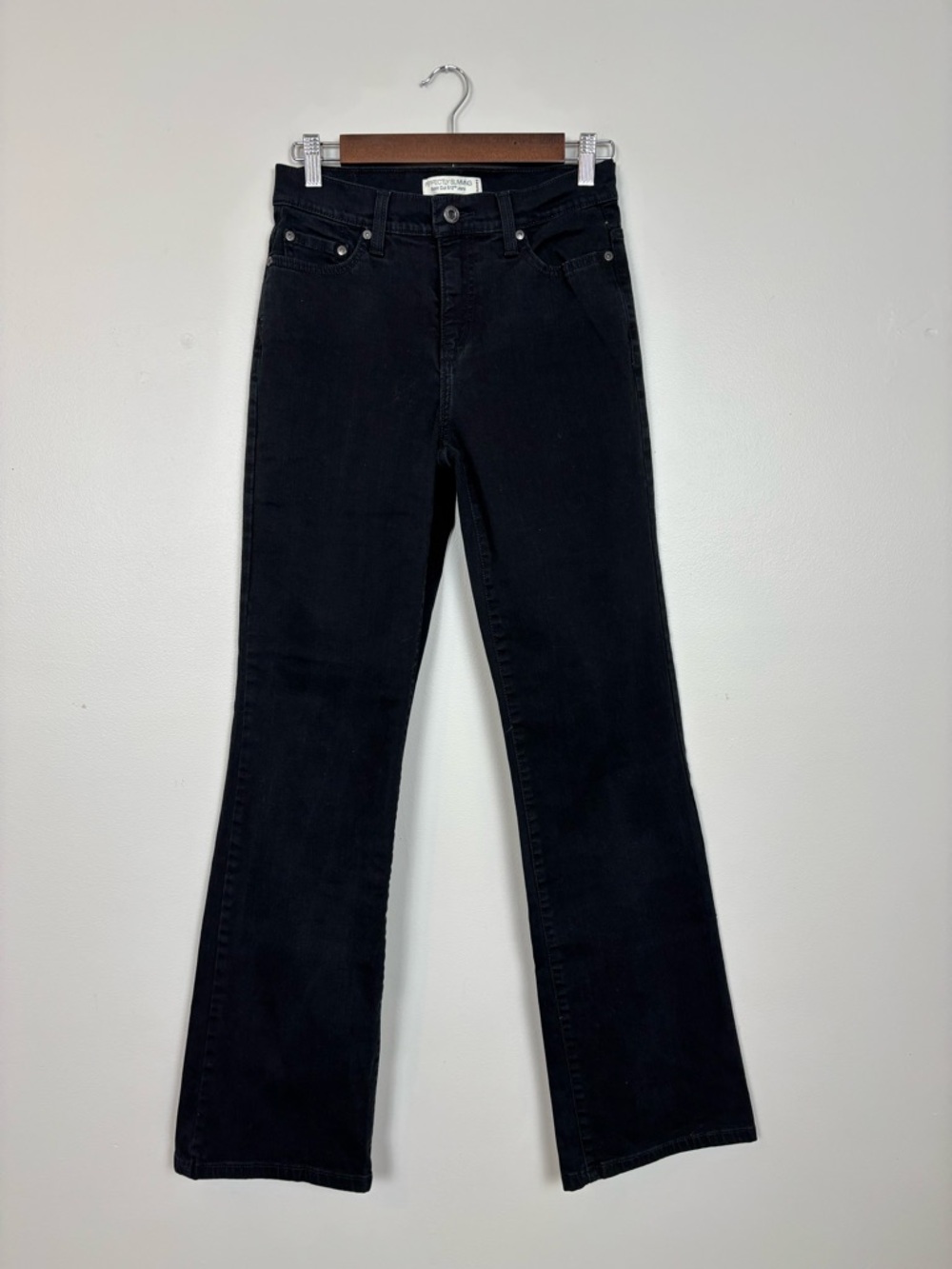 Levis Jeans Womens 6L Black Perfectly Slimming Boot Cut 512 Mid Rise Denim